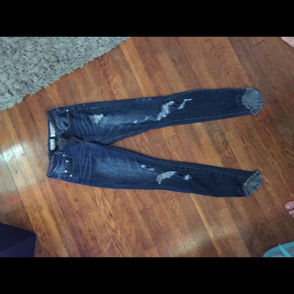 Ripped jeans